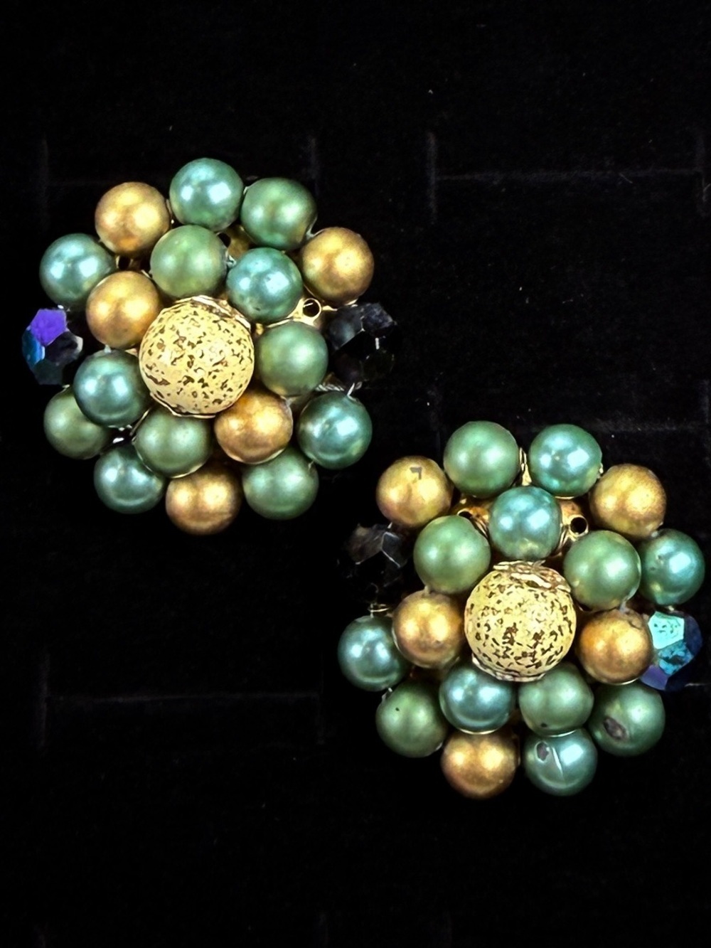 Vintage 1960s Japan Multicolor Beaded cluster clip on Earrings